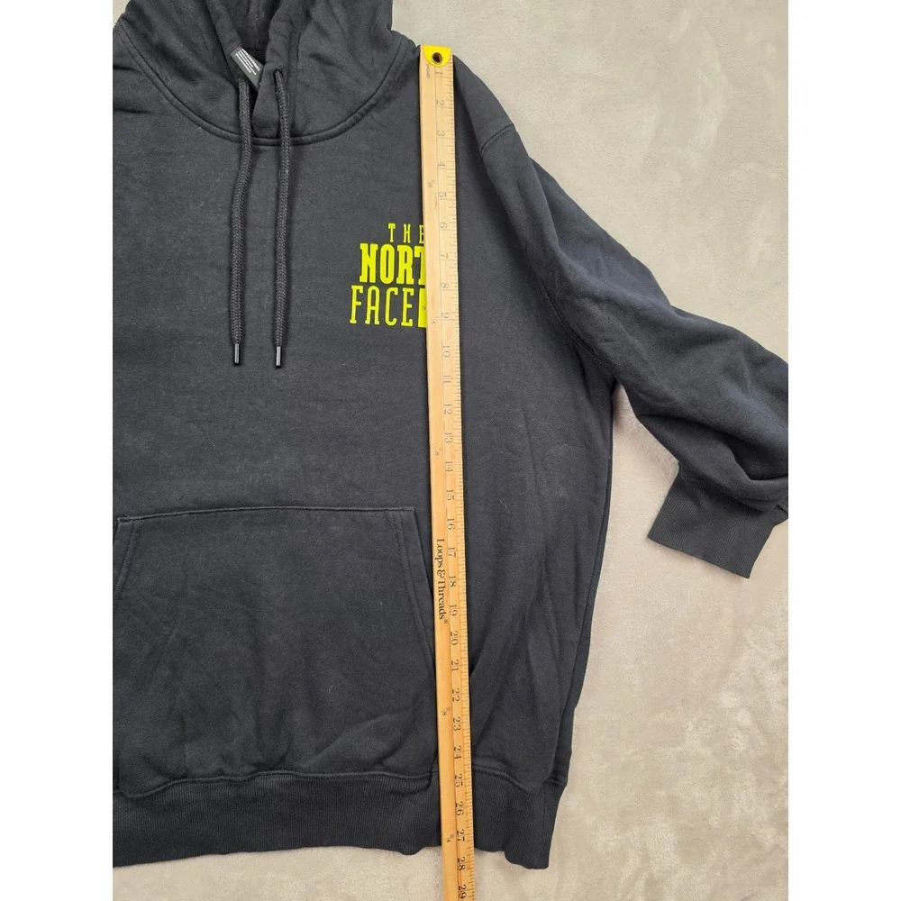 The North Face Hoodie Mens Large Black Never Stop Exploring Graphic Sweatshirt